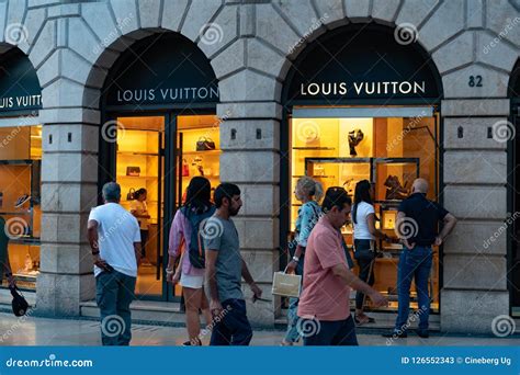 louis vuitton verona vr|Louis Vuitton Verona store, Italy.